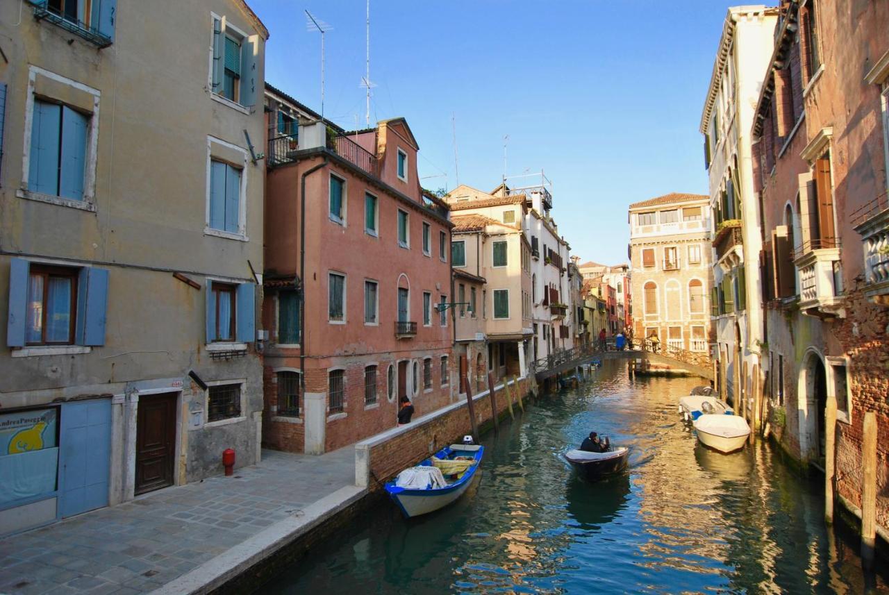 Ca Zulian Amazing Canal View Apartment Veneţia Exterior foto